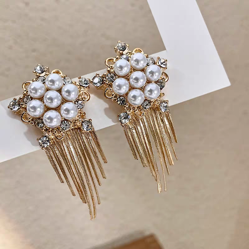 Pearl with diamond tassel elegant earrings