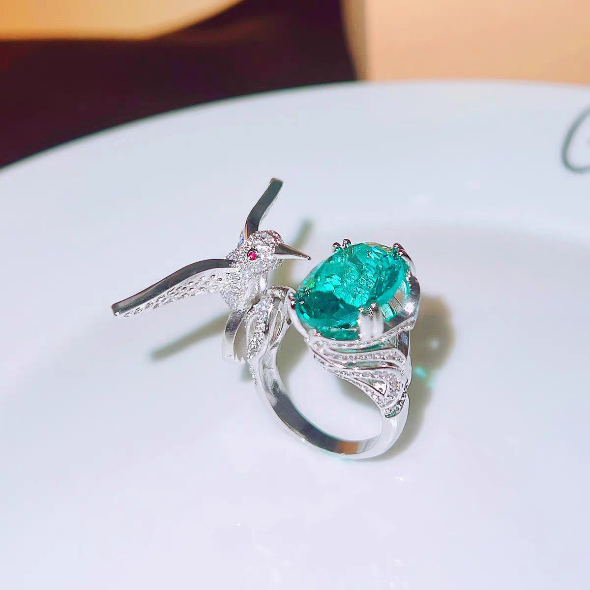 Large simulate emerald peace dove pigeon full rhinestones setting ring
