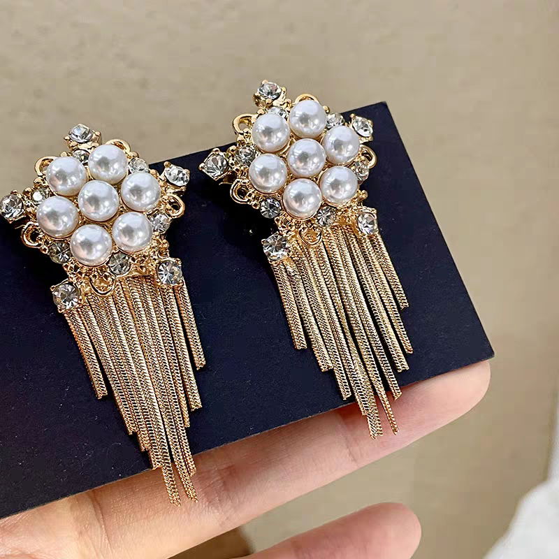 Pearl with diamond tassel elegant earrings