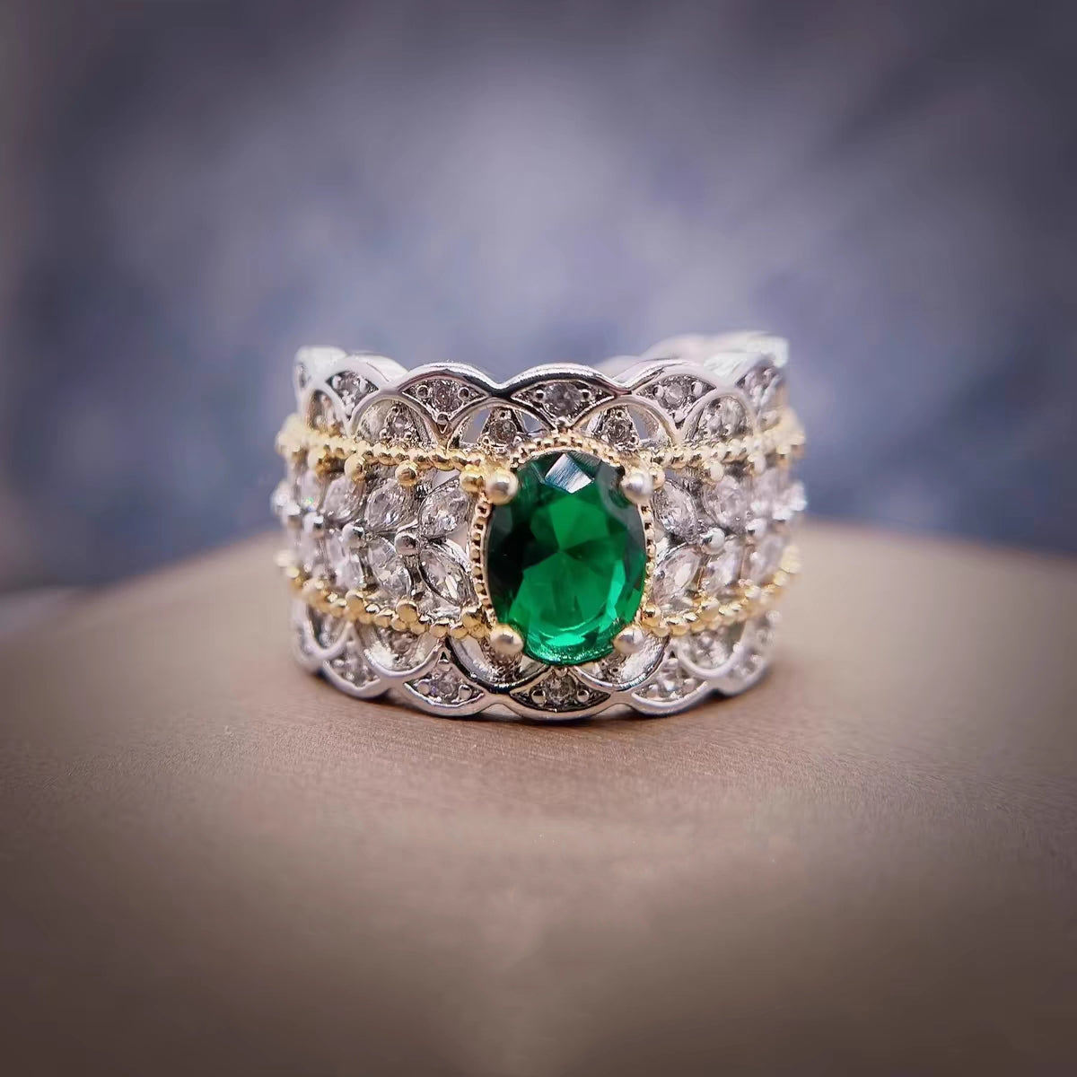 Buccellati style emerald colored lace looking full rhinestones in brass setting ring