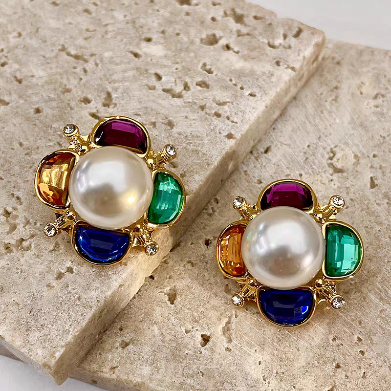 Colorful gem with pearl royal style earrings